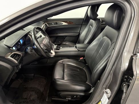 Used 2019 Lincoln MKZ Reserve image 9