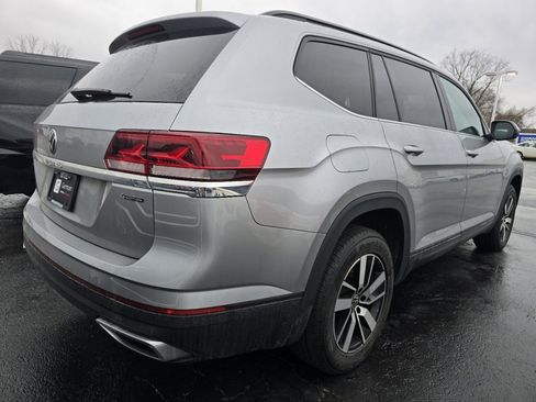 Used 2023 Volkswagen Atlas SE image 7