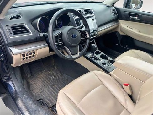 Used 2018 Subaru Outback 3.6R Limited image 11