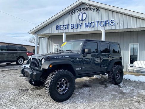 Used 2017 Jeep Wrangler Unlimited Rubicon w/ Cold Weather Group image 23