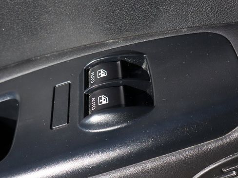 Used 2018 RAM ProMaster City Tradesman image 17