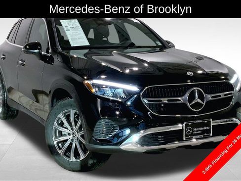 Certified 2025 Mercedes-Benz GLC 300 4MATIC image 1
