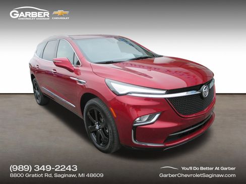 Used 2024 Buick Enclave Essence w/ Sport Touring Edition FWD image 1