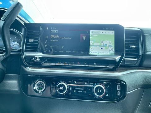 Used 2024 GMC Sierra 1500 Elevation image 13