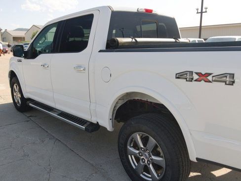 Used 2020 Ford F150 Lariat image 9