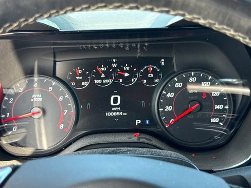 Used 2017 Chevrolet Camaro LT RWD image 15