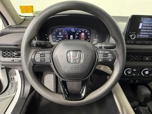 Used 2024 Honda Accord LX image 17