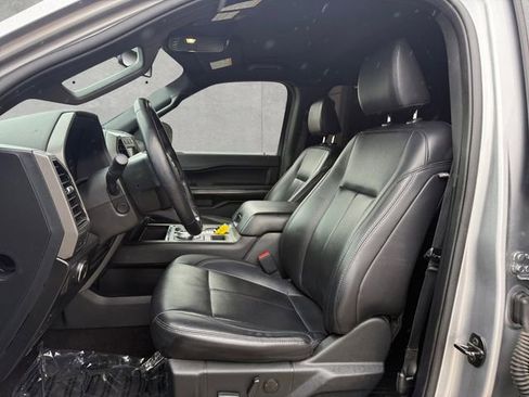 Used 2021 Ford Expedition XLT image 10