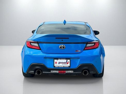 Used 2022 Toyota GR86 Premium image 6