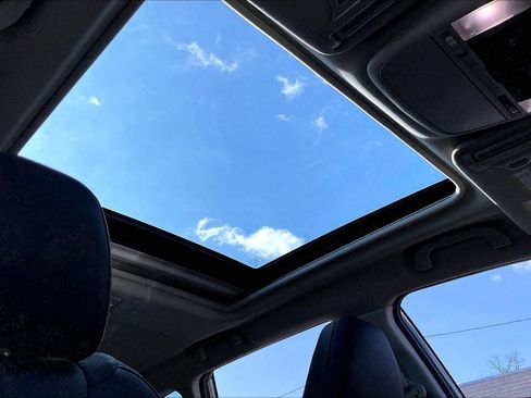 Certified 2023 Subaru Forester Limited image 12