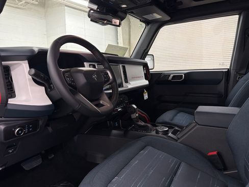 New 2025 Ford Bronco Heritage Edition image 7