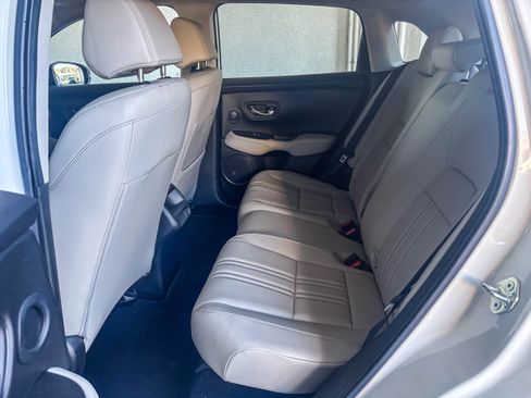 Used 2024 Honda HR-V EX-L image 19