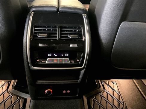 Certified 2025 BMW X5 M60i w/ Executive Package image 33