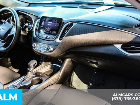 Used 2023 Chevrolet Malibu LT FWD image 18
