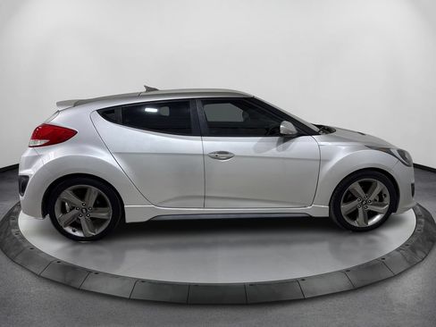 Used 2014 Hyundai Veloster Turbo FWD image 4