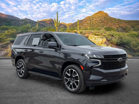 Used 2023 Chevrolet Tahoe RST w/ Sport Performance Package AWD/4WD image 2
