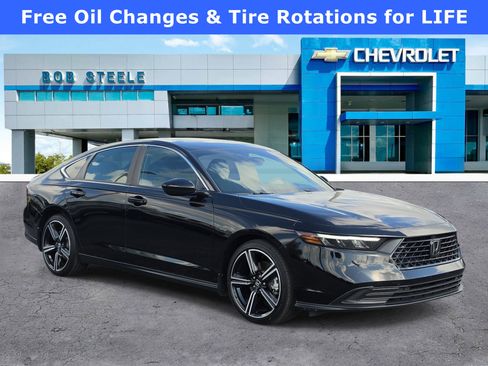 Used 2023 Honda Accord Sport image 1