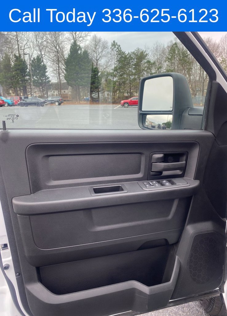 New 2026 RAM 2500 Tradesman w/ Chrome Appearance Group AWD/4WD image 13
