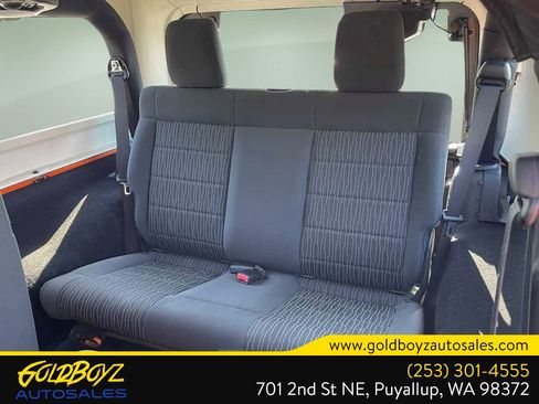 Used 2012 Jeep Wrangler Sport AWD/4WD image 13