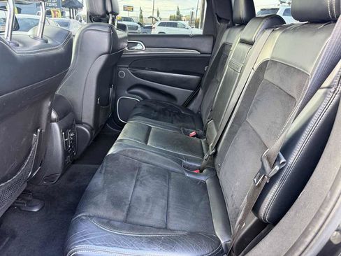 Used 2014 Jeep Grand Cherokee SRT8 w/ Luxury Group II AWD/4WD image 12
