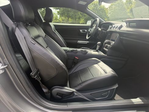 Used 2021 Ford Mustang GT Premium w/ GT Performance Package RWD image 32