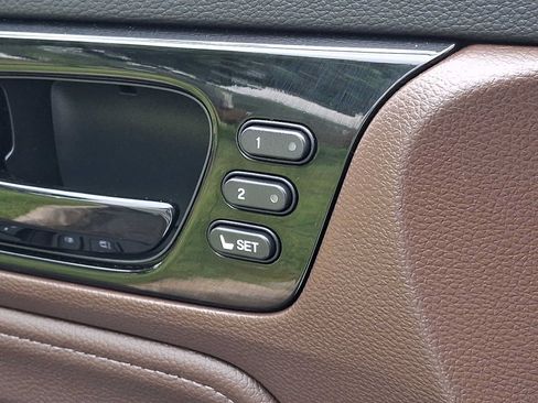 Used 2025 Honda Odyssey Elite image 28