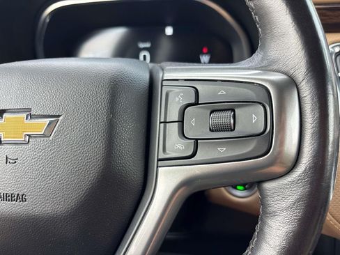 Used 2023 Chevrolet Tahoe Premier AWD/4WD image 28