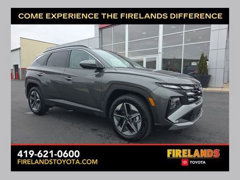 Used 2025 Hyundai Tucson SEL image 1