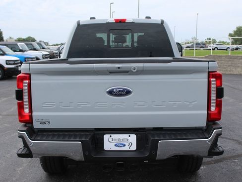 New 2026 Ford F250 XLT w/ XLT Premium Package AWD/4WD image 4