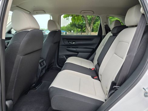 Certified 2025 Honda CR-V LX image 14
