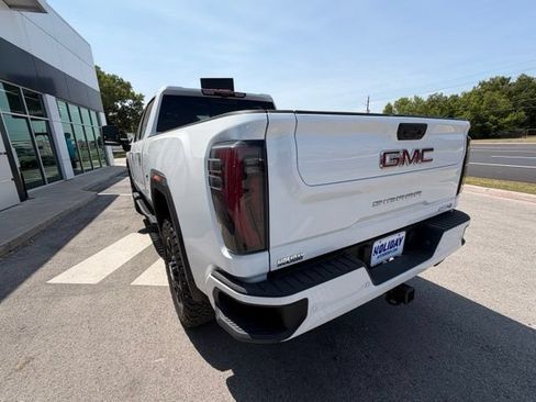New 2026 GMC Sierra 2500 AT4 w/ AT4 Premium Plus Package AWD/4WD image 30