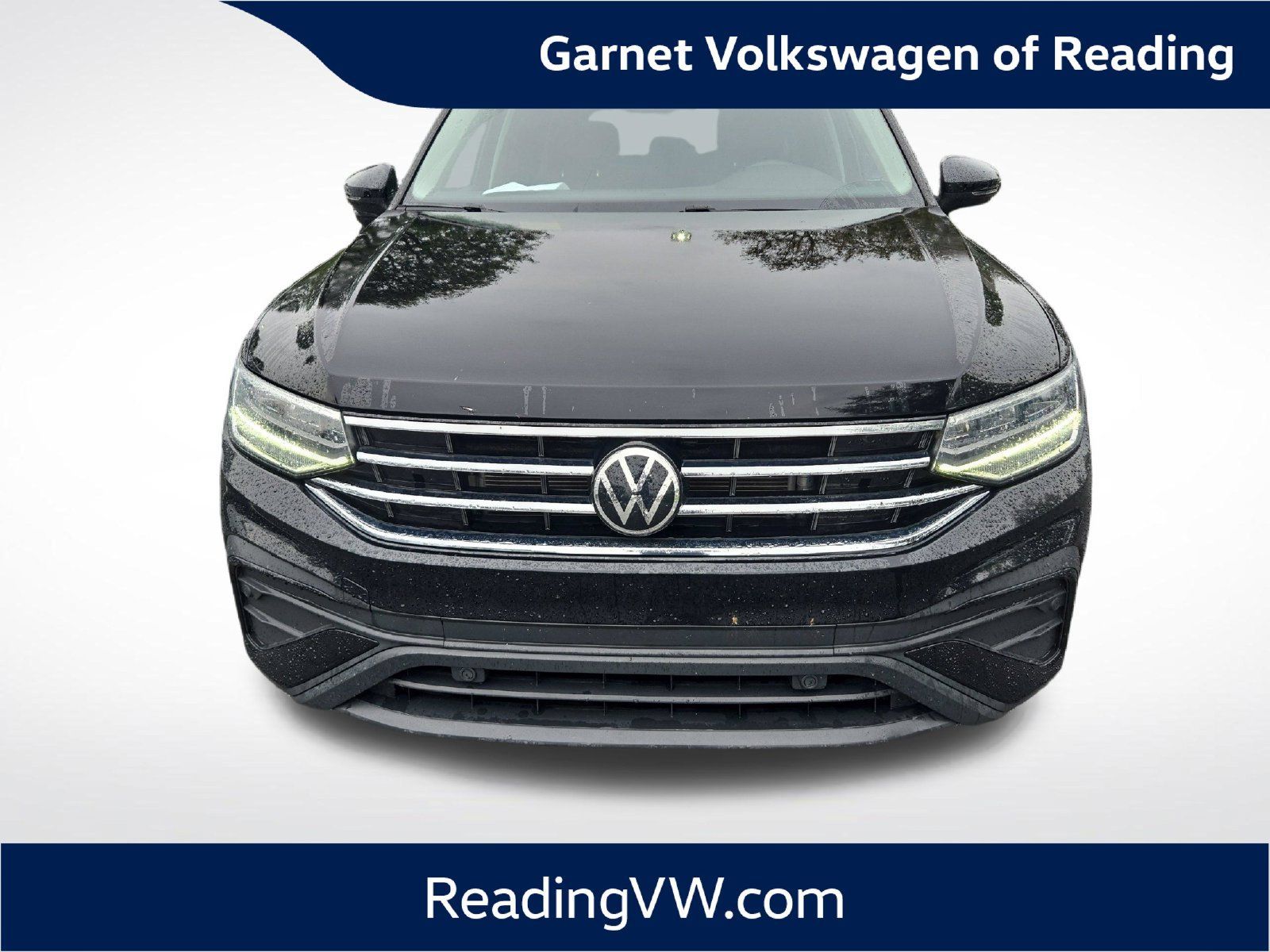 Used 2023 Volkswagen Tiguan SE w/ Panoramic Sunroof Package FWD image 8