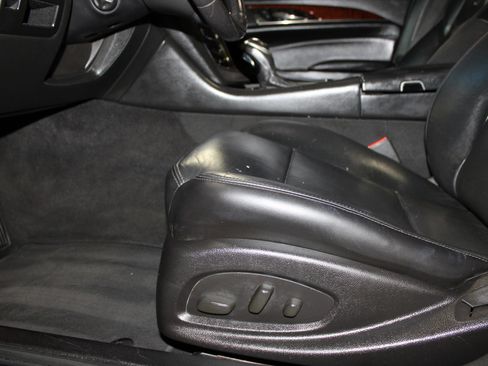 Used 2015 Cadillac CTS Luxury RWD image 24