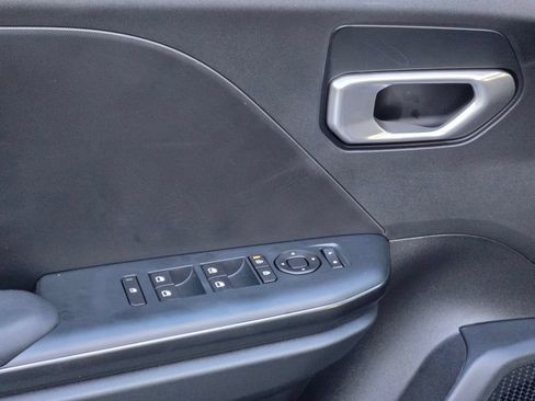 New 2026 Kia K4 FWD image 16