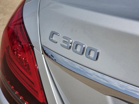Used 2020 Mercedes-Benz C 300 Sedan image 8
