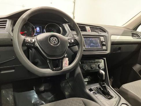Used 2018 Volkswagen Tiguan S FWD image 30