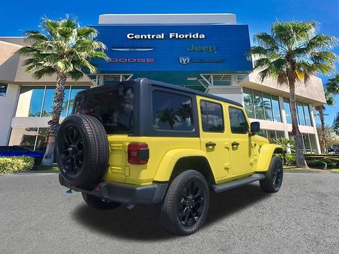 Used 2023 Jeep Wrangler Unlimited Sahara w/ Cold Weather Group image 5