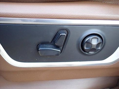 Used 2020 RAM 1500 Laramie AWD/4WD image 13