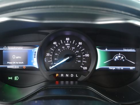 Used 2019 Ford Fusion Titanium image 12