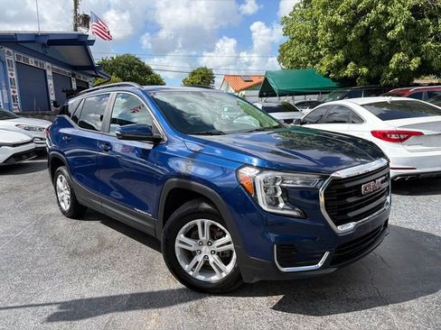 Used 2022 GMC Terrain SLE w/ Driver Convenience Package AWD/4WD image 2