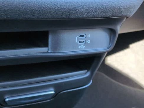 New 2026 Chrysler Pacifica Select FWD image 35