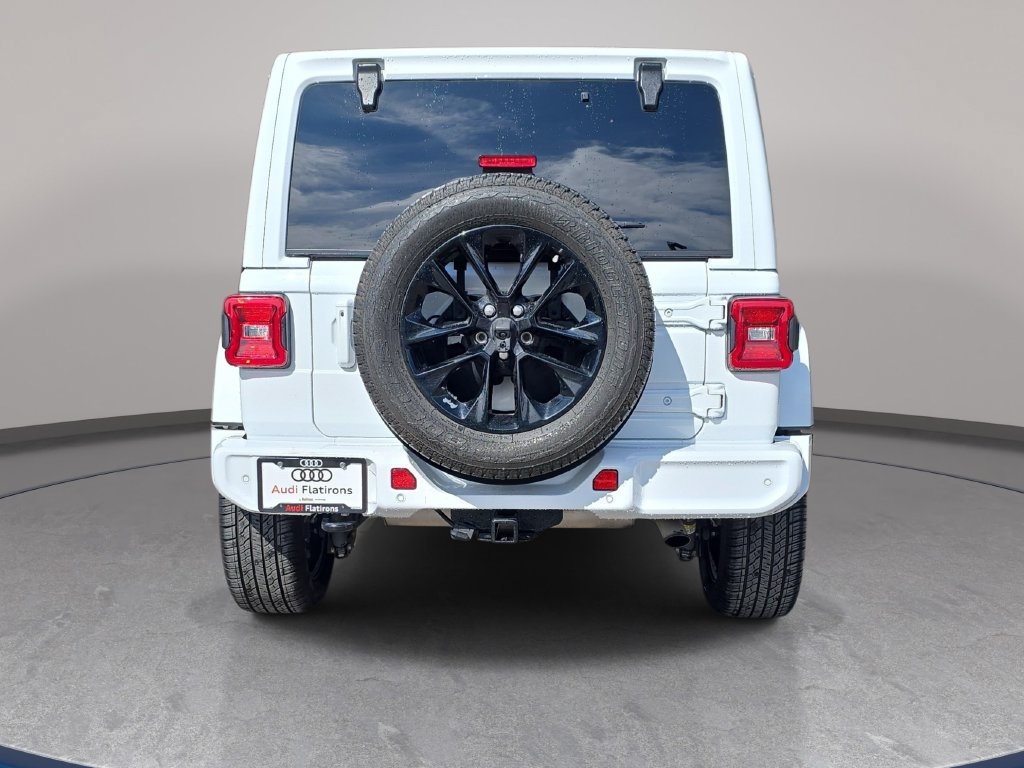 Used 2021 Jeep Wrangler Unlimited Sahara AWD/4WD image 7