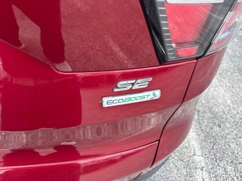 Used 2018 Ford Escape SE w/ SE Sync 3 Package FWD image 8