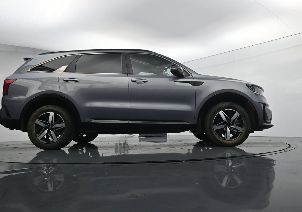 Used 2021 Kia Sorento EX w/ Panoramic Sunroof Package AWD/4WD image 42
