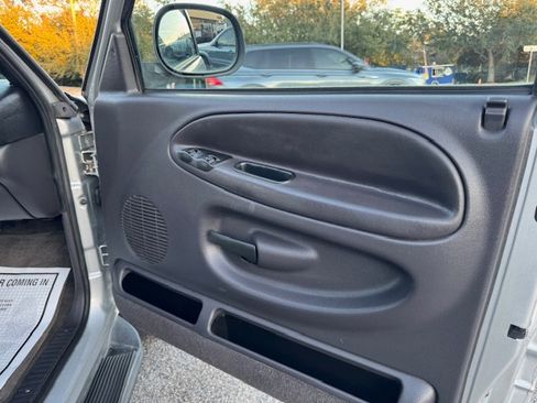 Used 2002 Dodge Ram 2500 Truck 2WD Quad Cab image 17