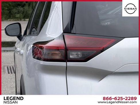 Certified 2023 Nissan Rogue SV AWD/4WD image 13