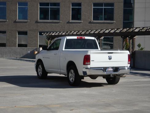 Used 2012 RAM 1500 Classic SLT w/ Luxury Group image 8