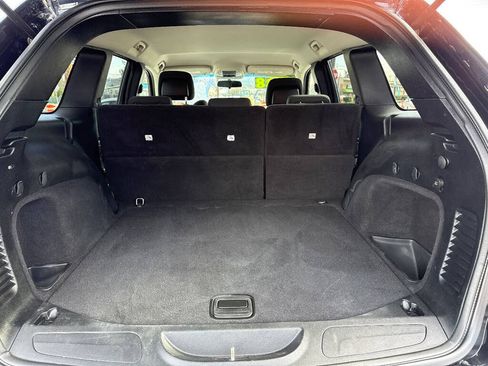 Used 2013 Jeep Grand Cherokee Laredo image 10