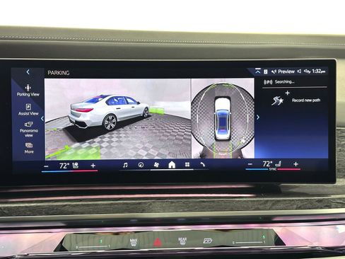 Used 2023 BMW 760i xDrive w/ Parking Assistance Package image 40