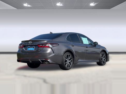 Used 2023 Toyota Camry SE w/ Convenience Package image 8